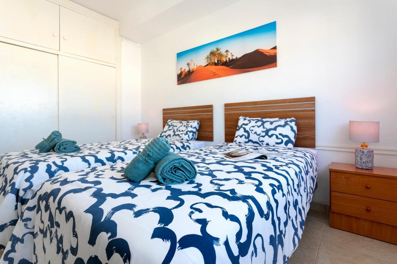 Апартаменты Fantastico Apartamento A Pie De Playa By Renthas Фуэнхирола Экстерьер фото
