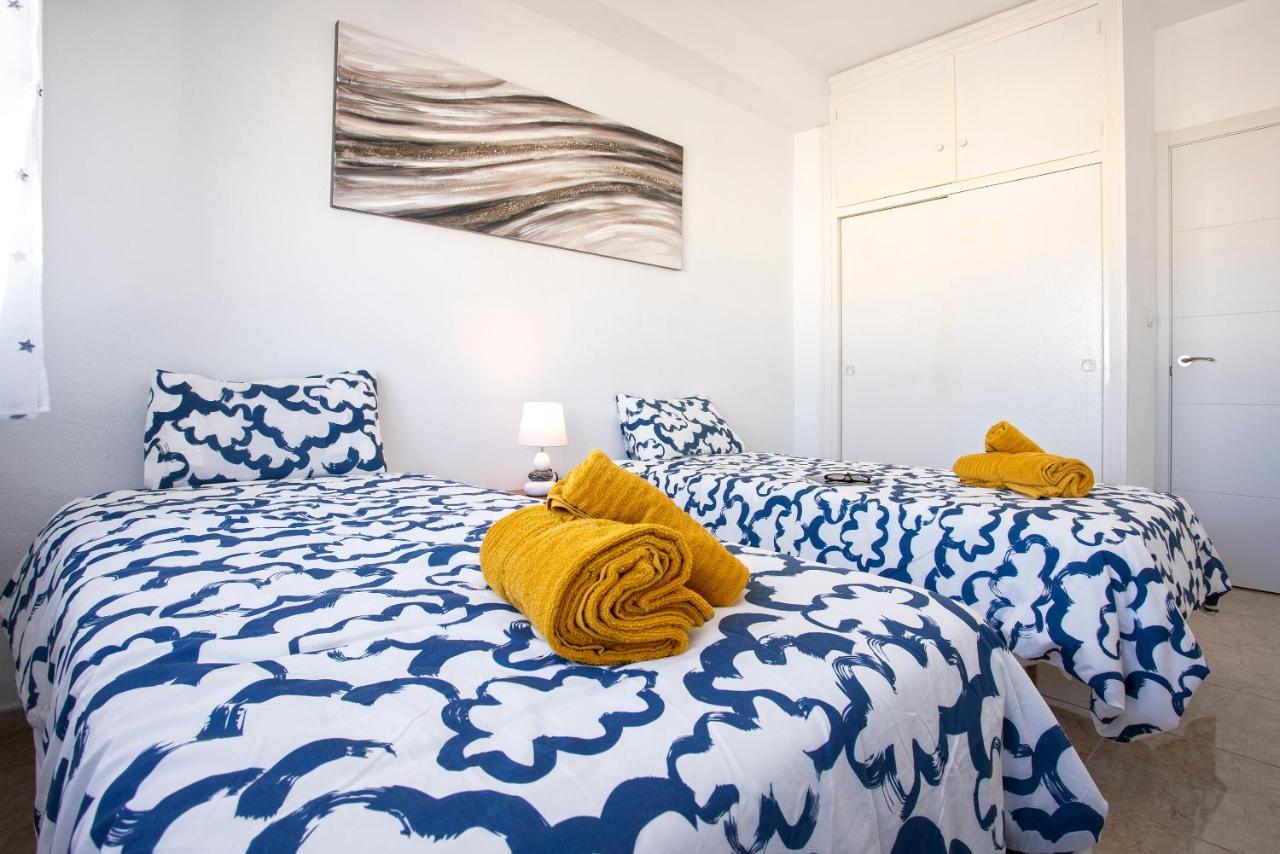 Апартаменты Fantastico Apartamento A Pie De Playa By Renthas Фуэнхирола Экстерьер фото